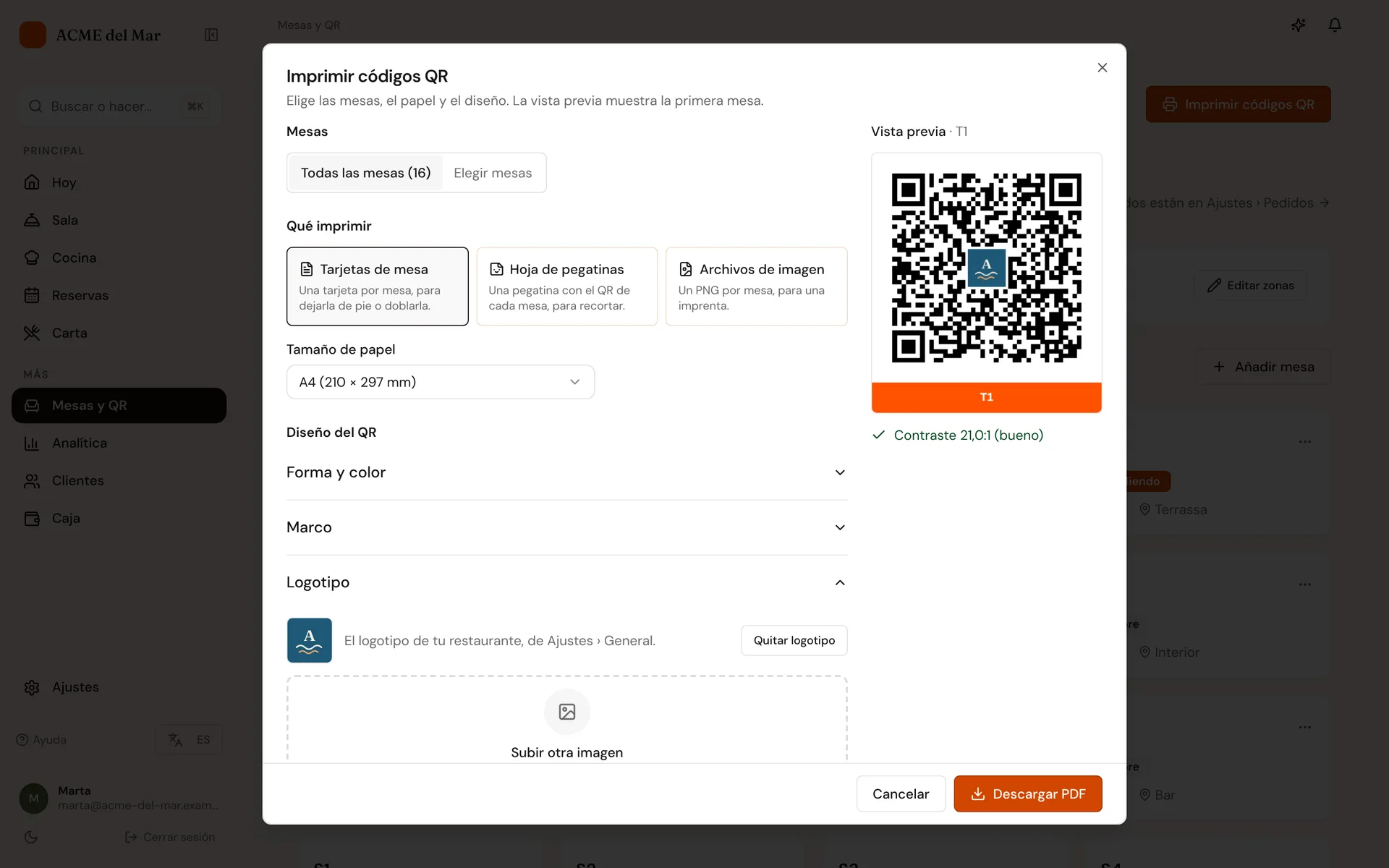 Diseñador de códigos QR con opciones de color, marco y exportación